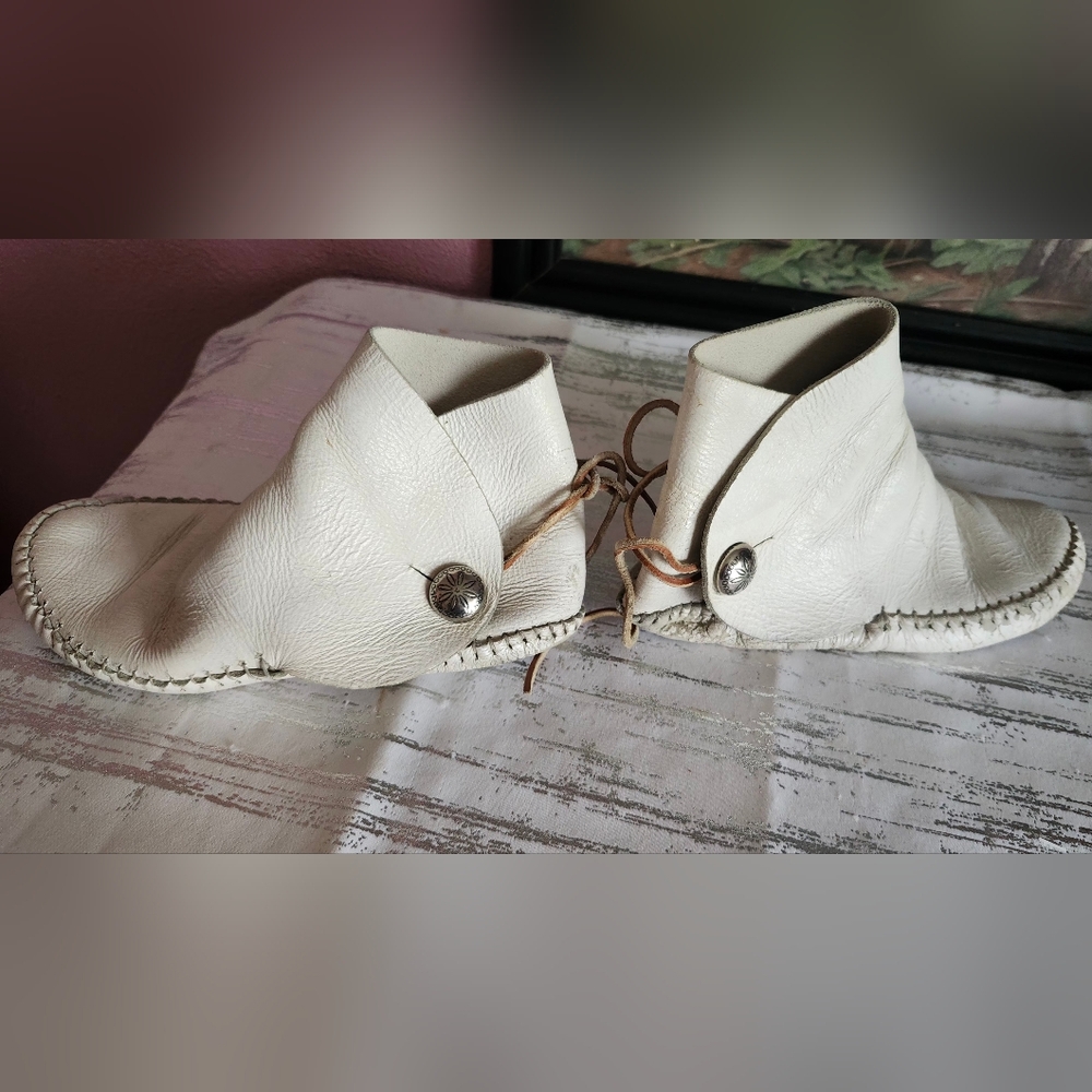 White Moccasins with Patterned Interior